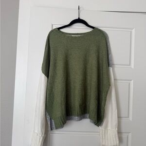She + Sky Two-Tone Green and Cream Sweater